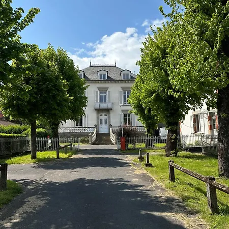 La Maisonnette Du Cantal - Centre Avec Jardin Parking Aurillac