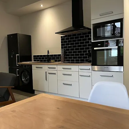 La Maisonnette Du Cantal - Centre Avec Jardin Parking Appartamento Aurillac